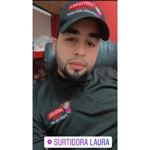 Meet your Posher, Emil enrique